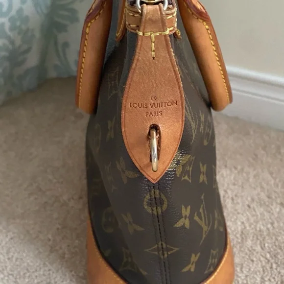 Authentic Louis Vitton 2006 Lockit handbag - Picture 6 of 8